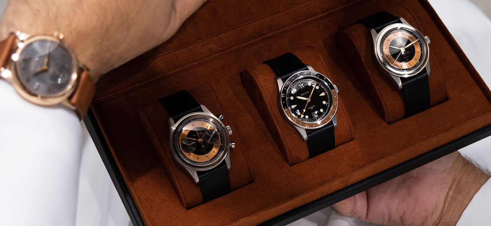 Baltic Baltic x Perpétuel Aquascaphe GMT Titanium UAE 50th Anniversary