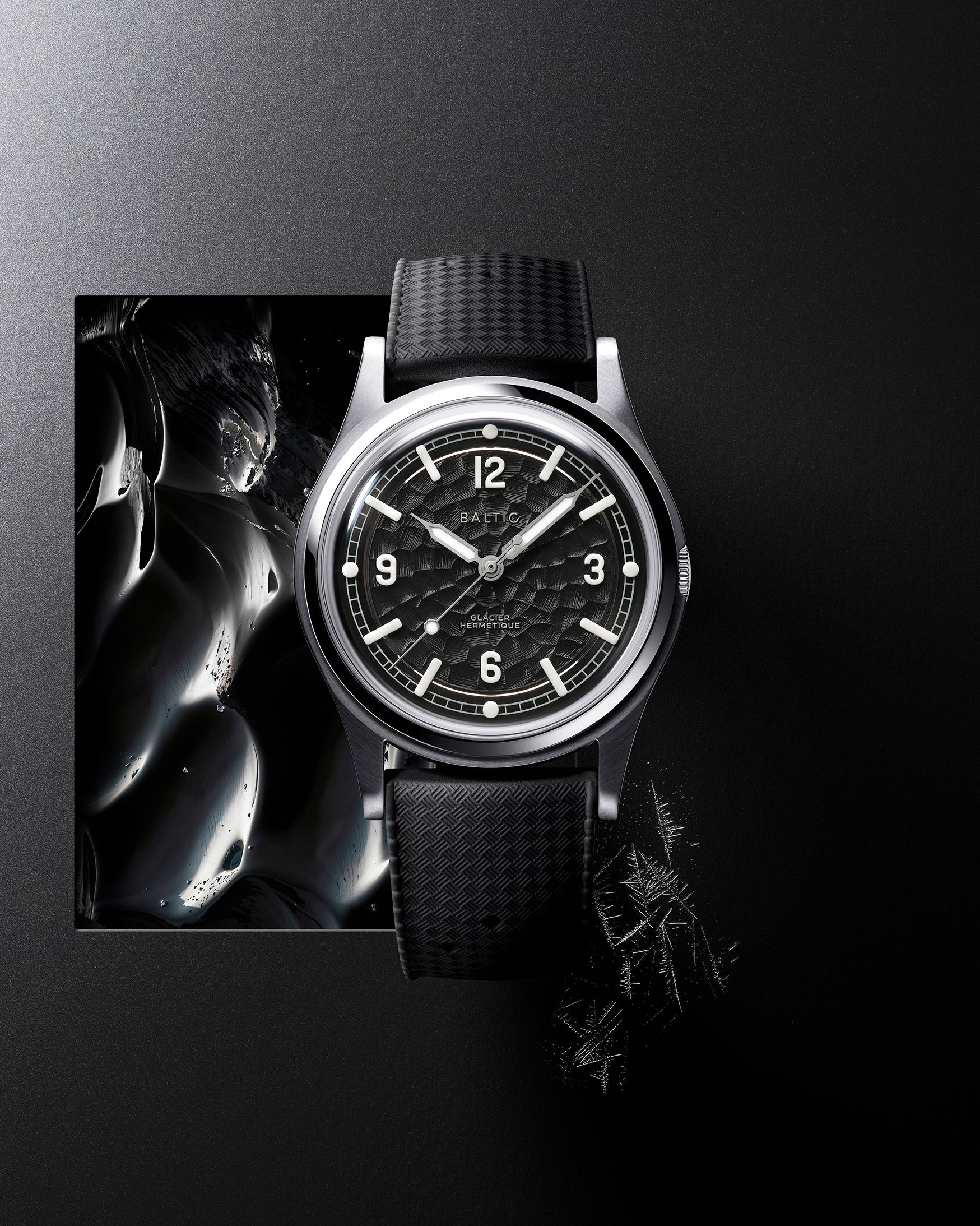 Hermétique Glacier Black | Baltic Watches
