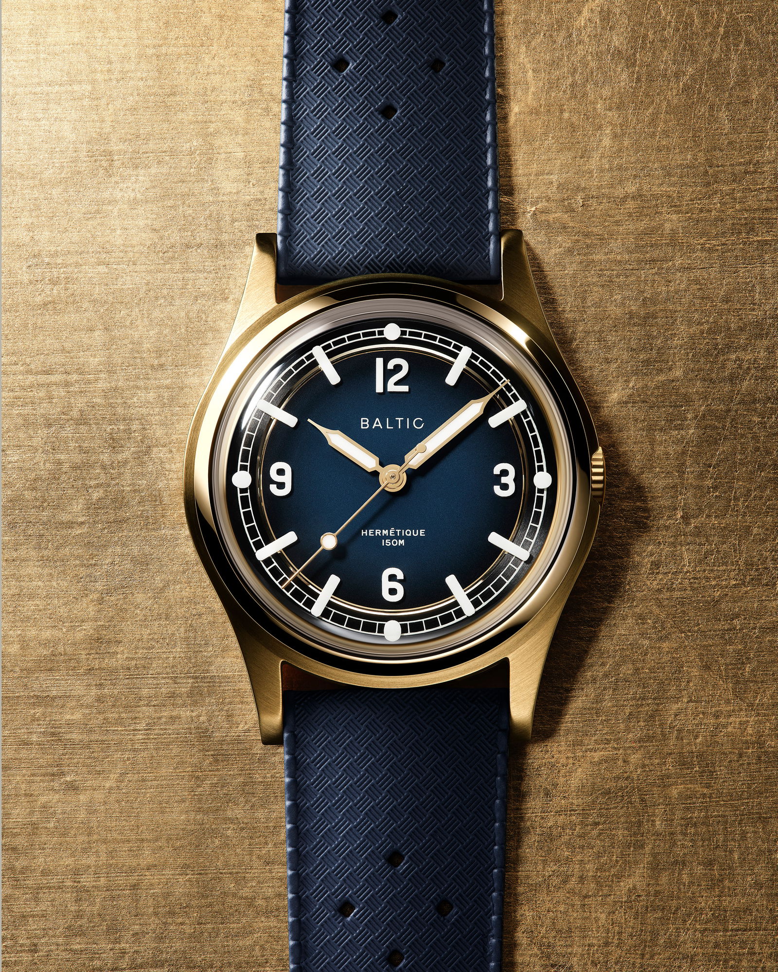 Hermétique Tourer Bronze Blue - Baltic Watches