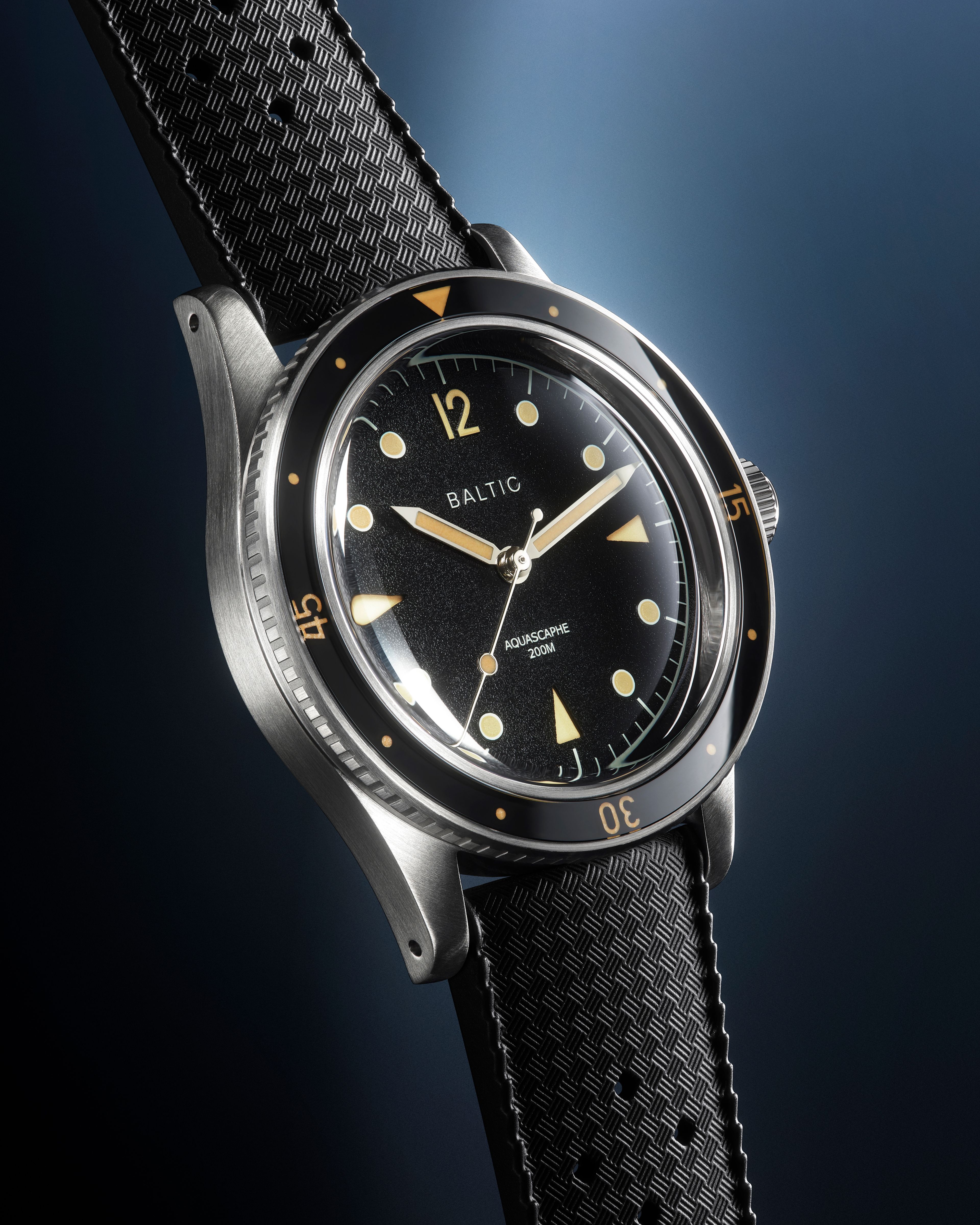 Aquascaphe Classic Black Cream - Baltic Watches