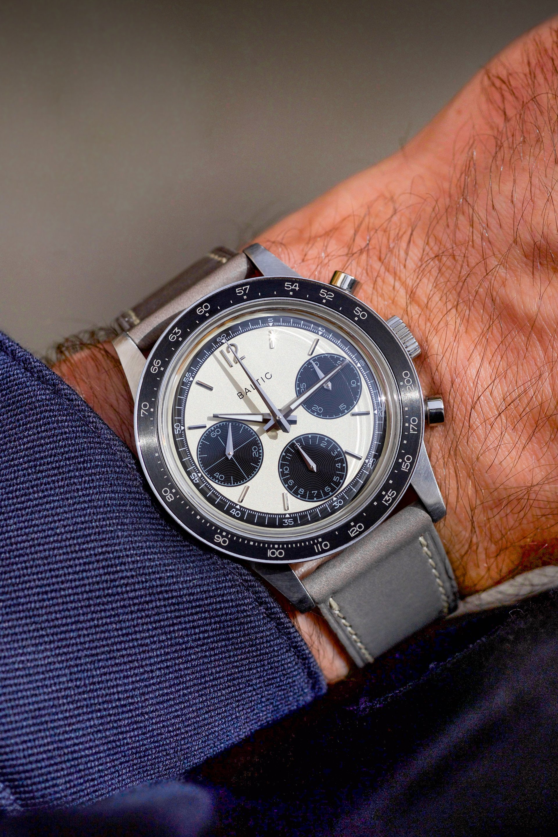 クラシック Islensk Pjodlog Scalegraph Classic Panda - Baltic Watches