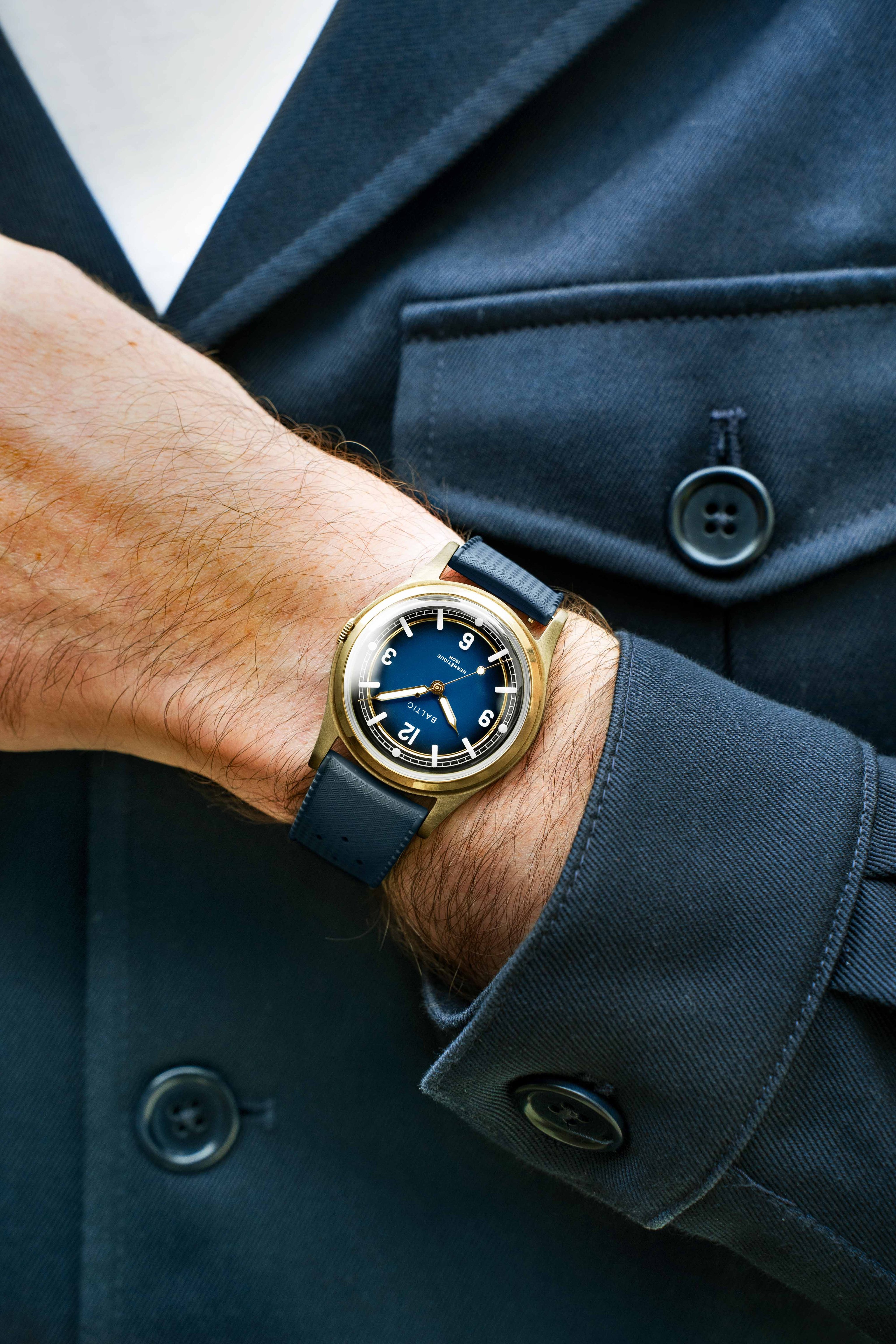Hermétique Tourer Bronze Blue - Baltic Watches