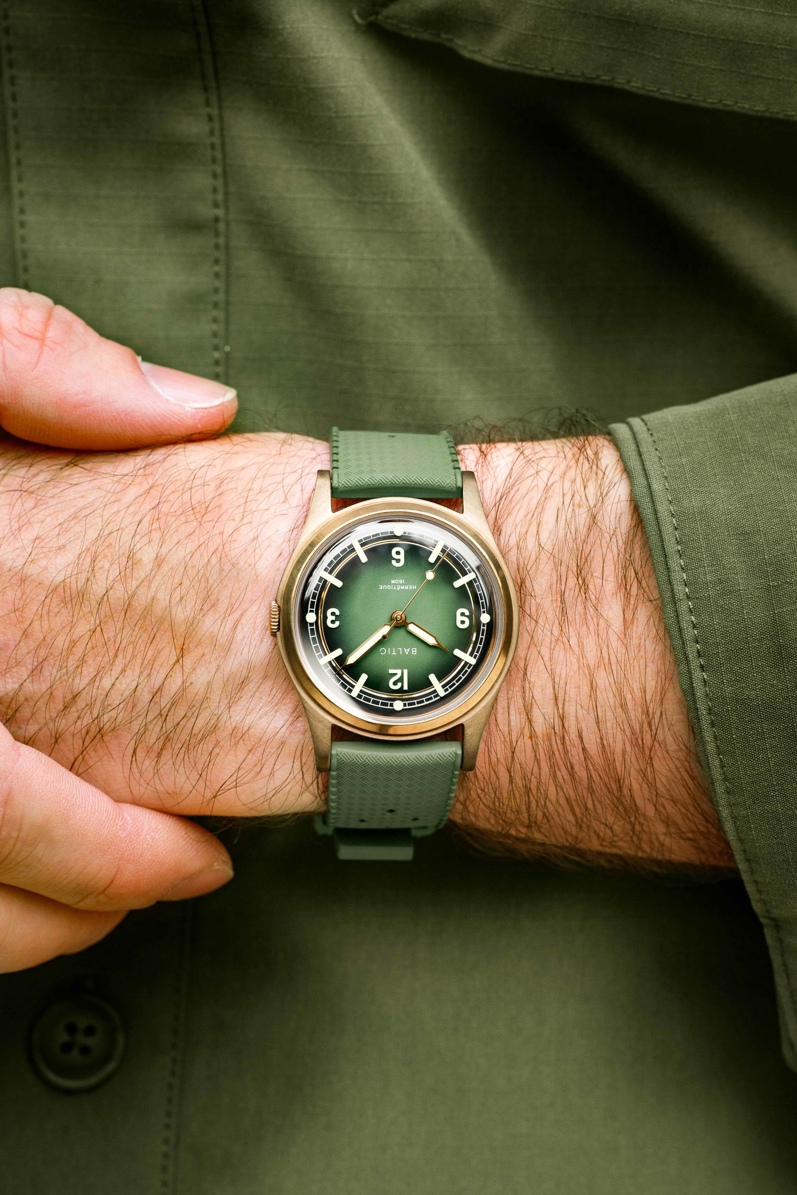 Hermétique Tourer Bronze Green- Baltic Watches