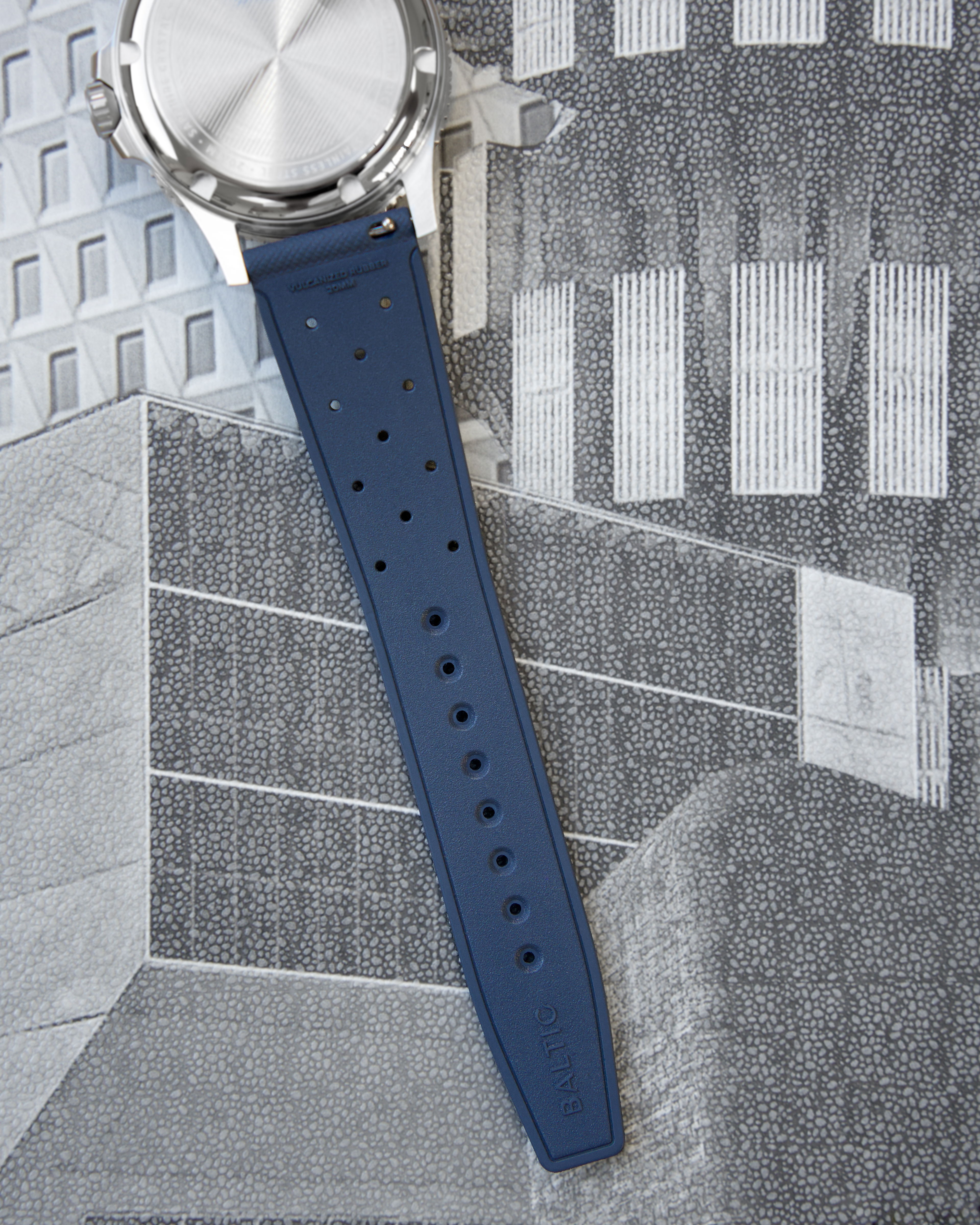 Rubber Classic | Baltic Watches